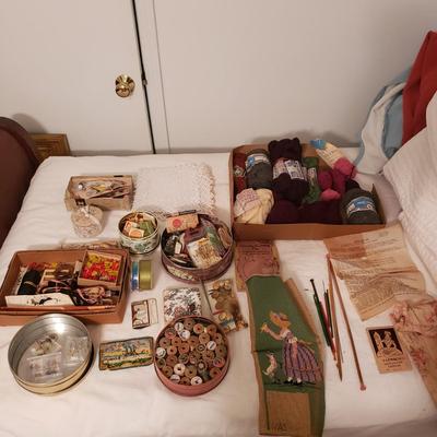 Antique Sewing and Knitting Supplies (GB-KD)