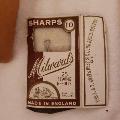 Antique Sewing and Knitting Supplies (GB-KD)