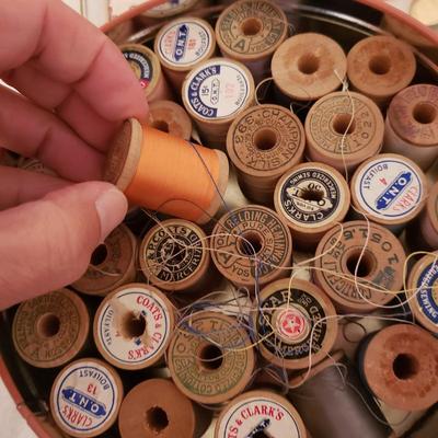 Antique Sewing and Knitting Supplies (GB-KD)