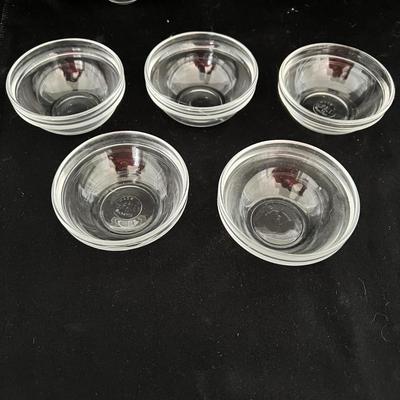 Catamount Glass Fat Separator, Duralex Bowls, Pyrex Pitcher, & Laboratory Beaker (K-MK)