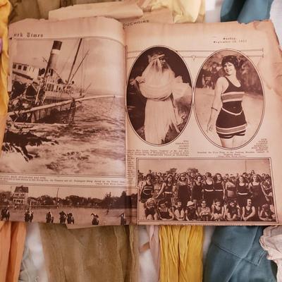 Antique Lingerie and More (GB-KD)