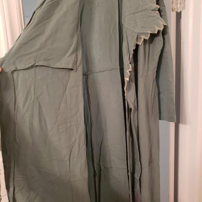 Antique Lingerie and More (GB-KD)