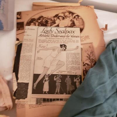 Antique Lingerie and More (GB-KD)