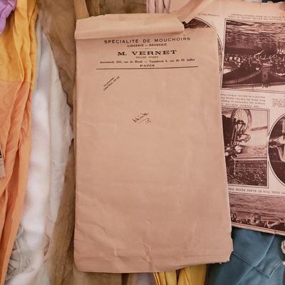 Antique Lingerie and More (GB-KD)