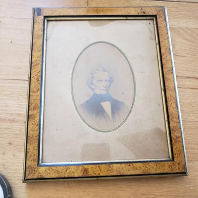 Variety of Picture Frames with Antique-Style Photographs (LR-KD)