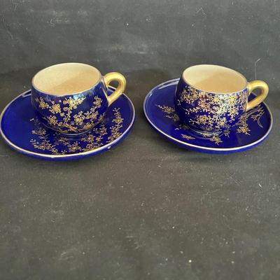 Blue Tea Cups and More Gilt Decor (DR-MK)