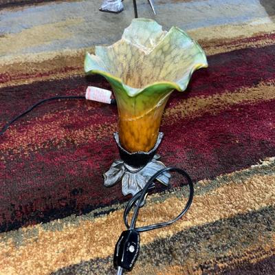 Hummingbird and flower lamp