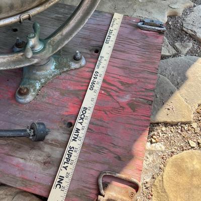 Lot 170 GE Spot light