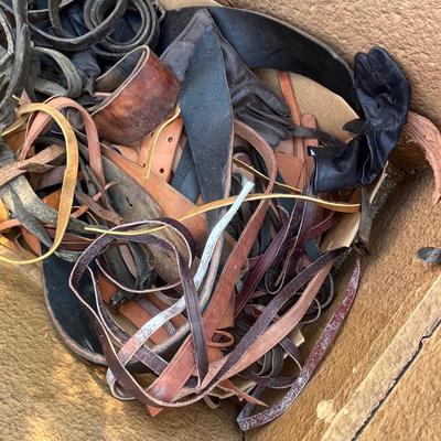 Lot 173 Box of leather