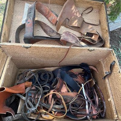 Lot 173 Box of leather