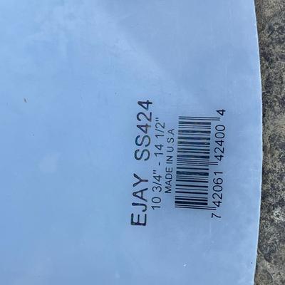 Lot 178 Cat supplies