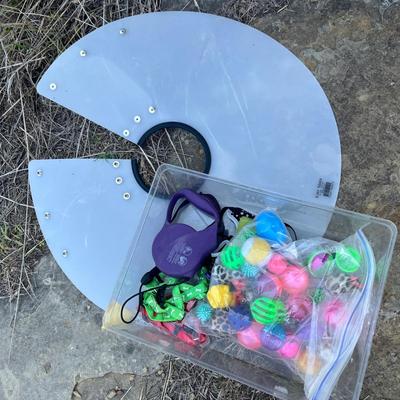Lot 178 Cat supplies