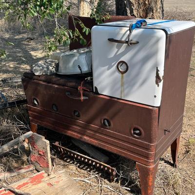 Lot 181 Antique Stove
