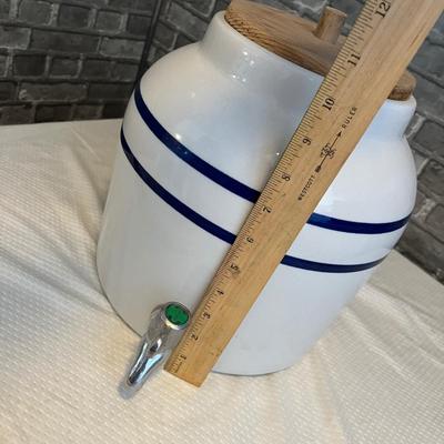 Lot 182 Water Crock