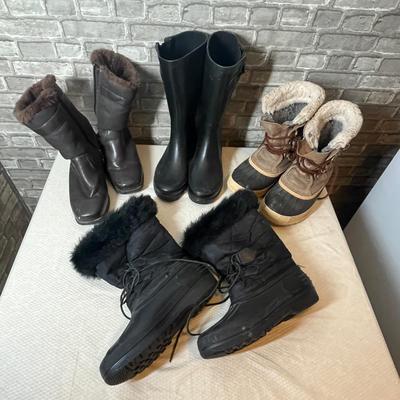 Lot 188 Ladies winter boots