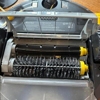 iRobot Roomba - Like New