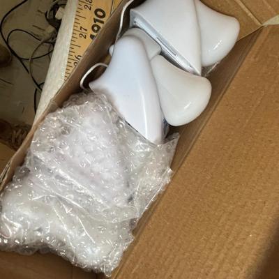 Lot 215 Light bulbs