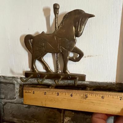 Lot 218 Hat rack & hat