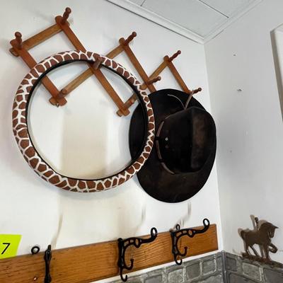 Lot 218 Hat rack & hat