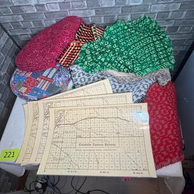 Lot 221 Place mats