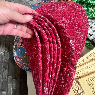 Lot 221 Place mats