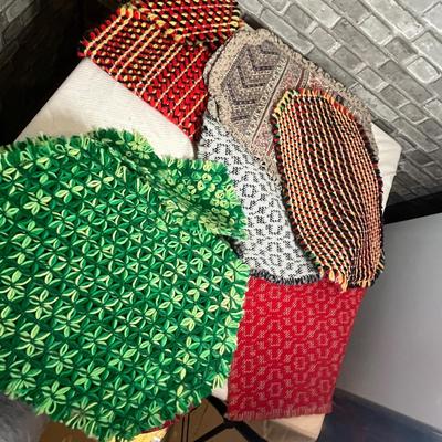 Lot 221 Place mats