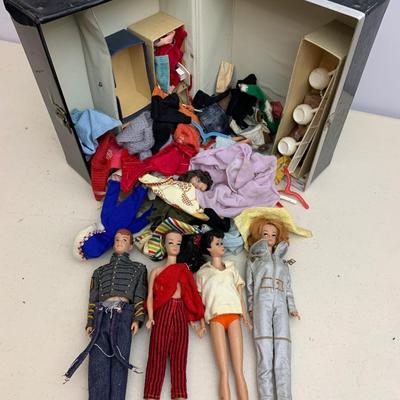 Vintage Barbie / GIJoe Dolls Clothes Carry Case
