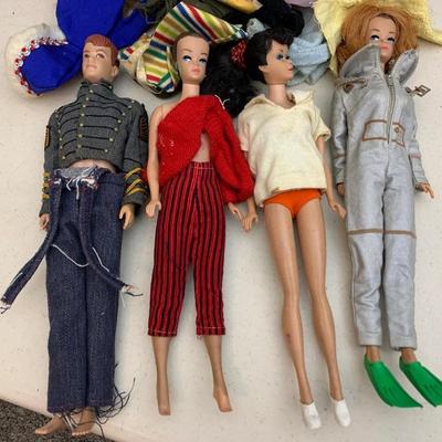 Vintage Barbie / GIJoe Dolls Clothes Carry Case