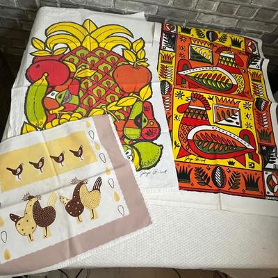 Lot 232 Funky 60s linens