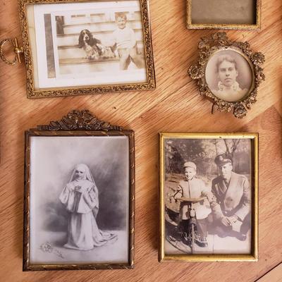 Ornate Metal Frames with Black & White Portrait Photographs (LR-KD)