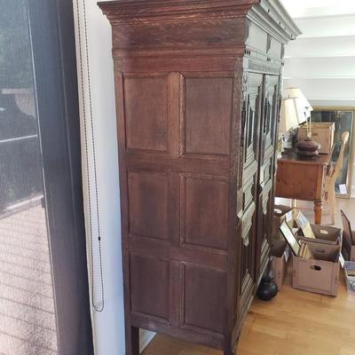 Ornate Wood Cabinet (LR-KD)
