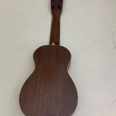 Vintage Washburn Ukulele In Case