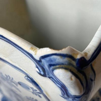 Lot 251 Great Delft Vase