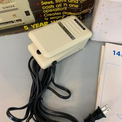 Singer Thread Overlock Sewing Machine