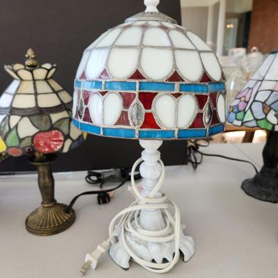Lot of 4 Stained Glass Table Lamps