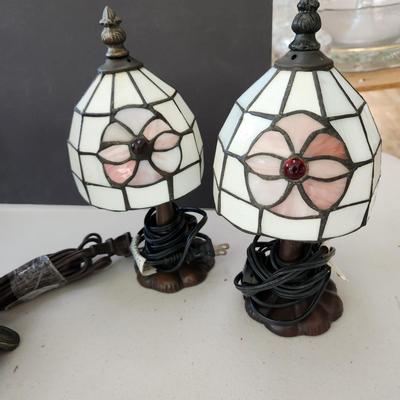 Lot of 5 Stained Glass Table lamps