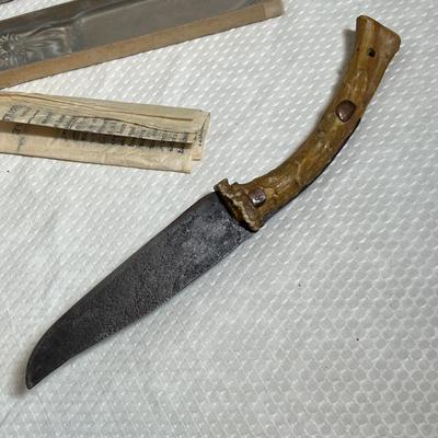 Lot 266 Specialty knives