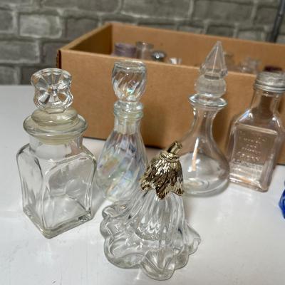 Lot 257 Flat of ink & perfume bottles