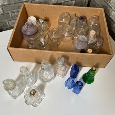 Lot 257 Flat of ink & perfume bottles
