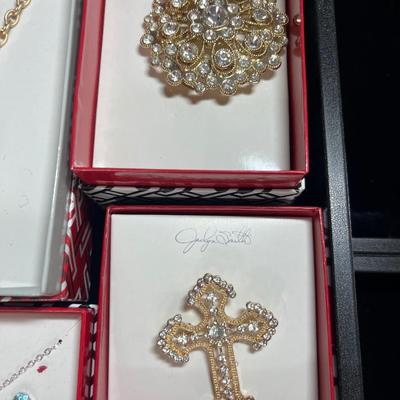 Jaclyn Smith jewelry