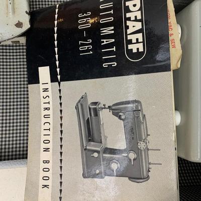 Pfaff Sewing Machine In Case w/ Manual