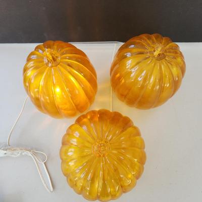 3 Pumpkin Accent lamps