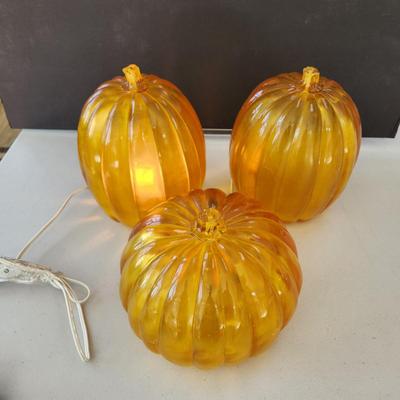 3 Pumpkin Accent lamps