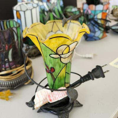 Lot of 11 Stained Glass Accent Table Lamps Lights Wine Bucket, Fish, Chicks, Frog ++