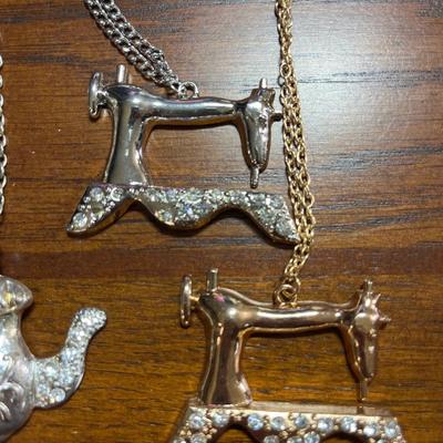 Necklaces (5)