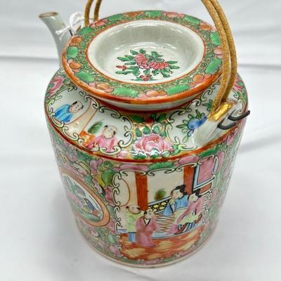 Chinese Famillial Rose Teapot