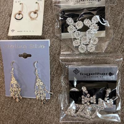 Earrings (incl 1 pr sterling & 1 pr 12k GF)