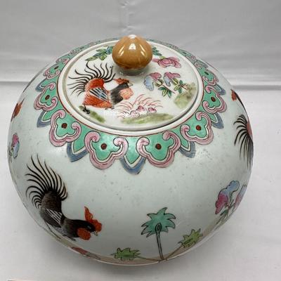 Chinese Vintage Chicken Jar
