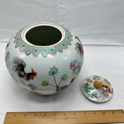 Chinese Vintage Chicken Jar