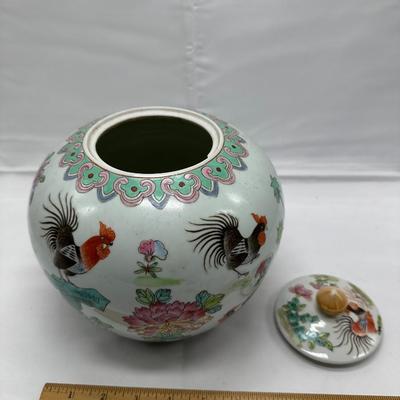Chinese Vintage Chicken Jar